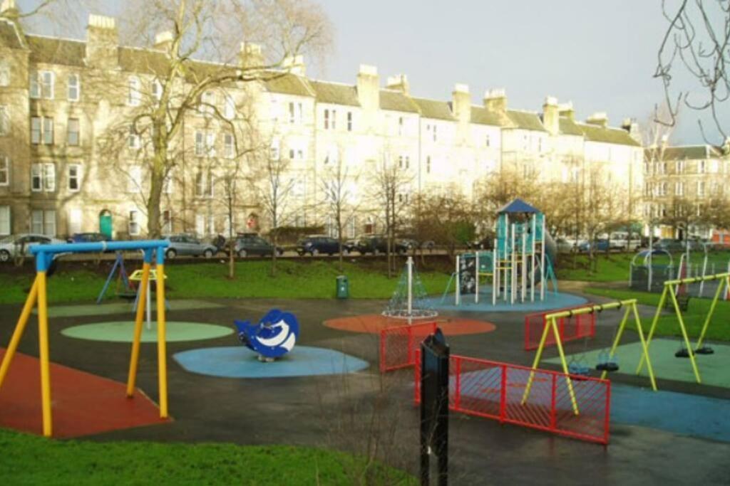 Functional Budget Stay With Wi-Fi And Laundry Facilities Near Tube Station London Bagian luar foto