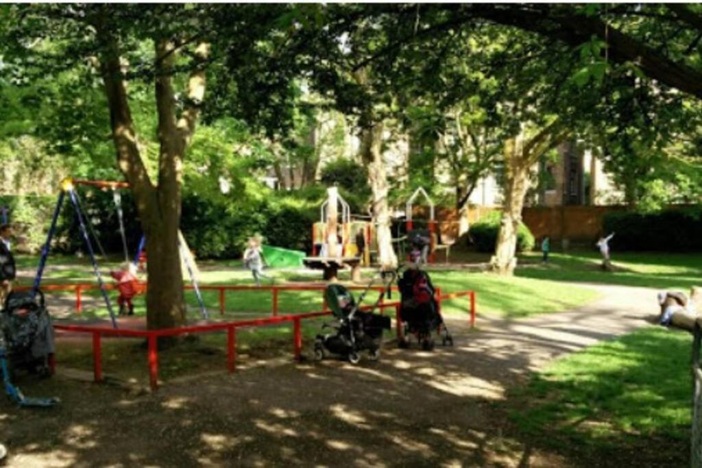 Functional Budget Stay With Wi-Fi And Laundry Facilities Near Tube Station London Bagian luar foto